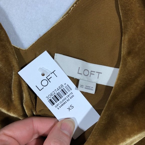 NEW LOFT Womens XS V-Neck Velvet Tank Top Mustard Gold Brown NWT - Picture 8 of 11